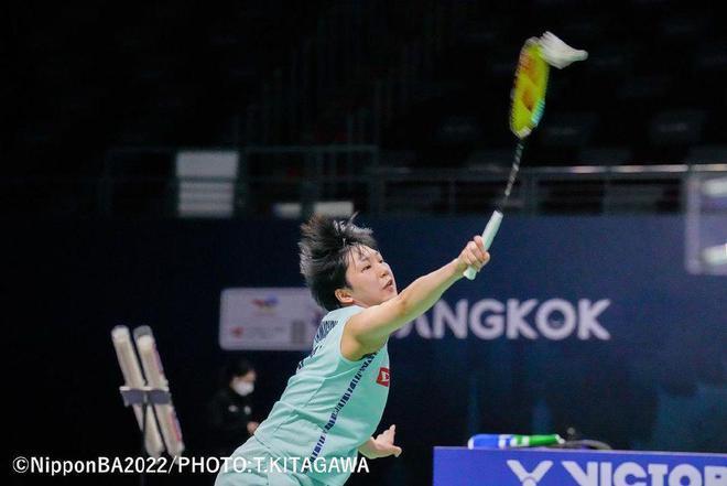 中的表现与 中的表现与