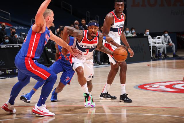 球迷攻占 球迷攻占